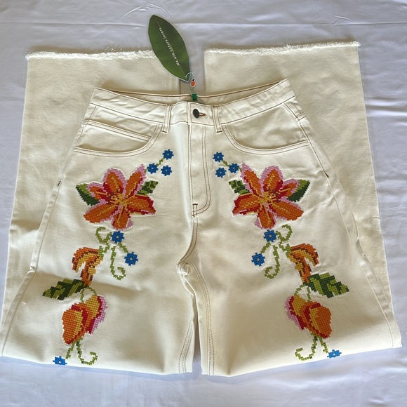 FARM RIO Embroidered Floral Twill Pants Size S NWT - Picture 11 of 14